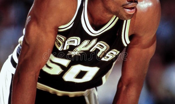 开云集团中国官网-霍里：马刺就会常规赛虐菜 在季后赛我看着上将被大梦打爆