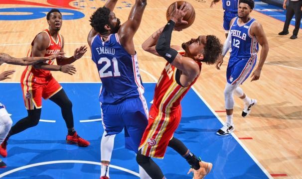 kaiyun官网-卡特：老鹰年轻人成长很多 特雷·扬学会了当领袖