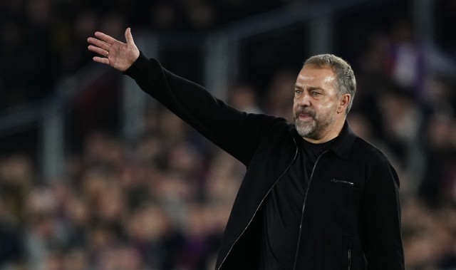 43场已使用19种不同后防组合，巴萨零封15场但也连续10场丢球